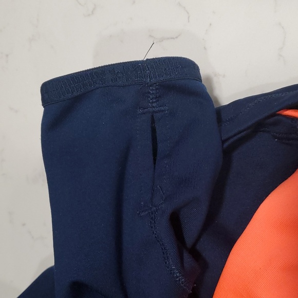 EUC Under Armour Fitted Coldgear Quarter Zip - Navy and Coral - Picture 4 of 4